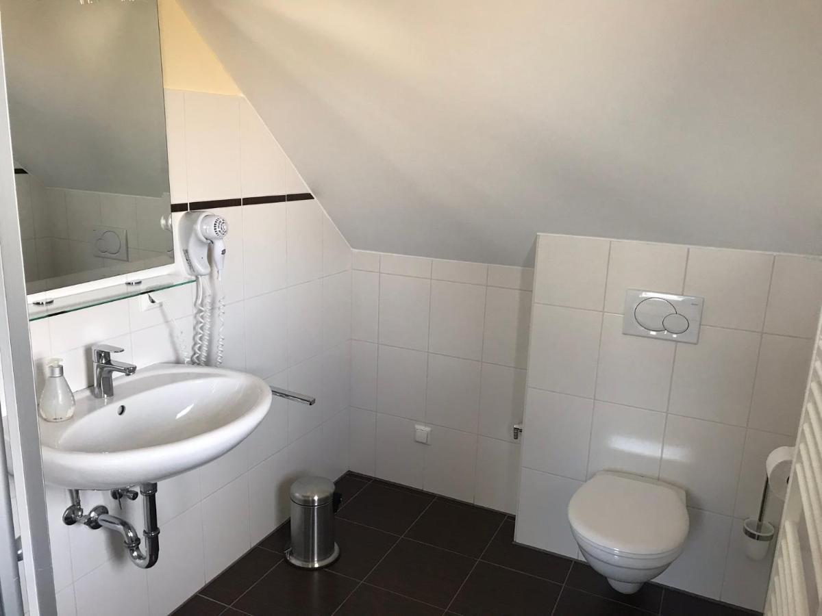 Laupus-Hof Bad Vilbel Exterior foto